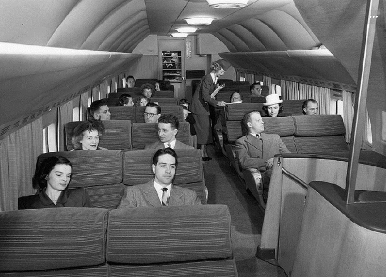1970s commercial airplane